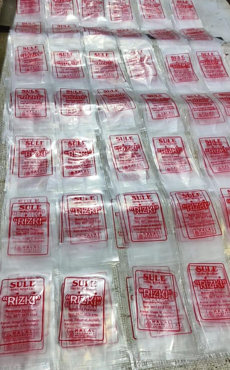 Sablon kemasan Sule Susu Kedelai Rizki